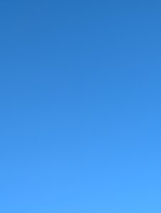 この青い空は繋がっている